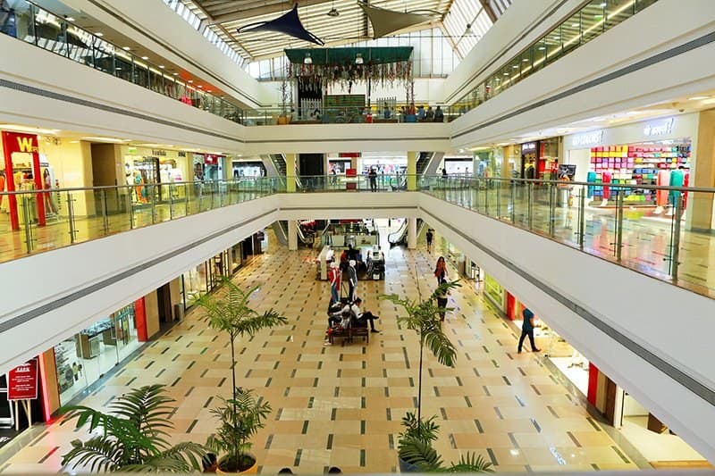 RETAIL CONCOURSE
